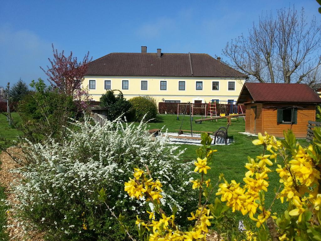 Steinakirchen Am Forst Familienbauernhof Strassbauerヴィラ エクステリア 写真